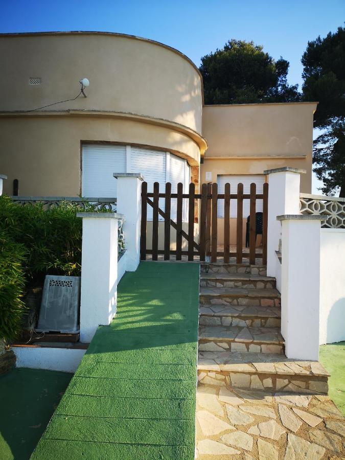 Apartamentos Famara Lloret de Mar Buitenkant foto