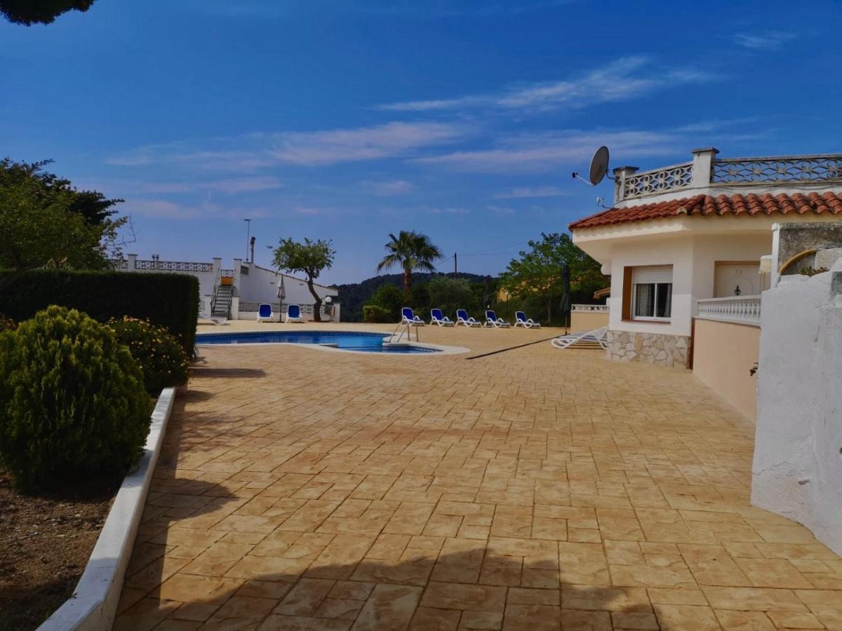 Apartamentos Famara Lloret de Mar Buitenkant foto