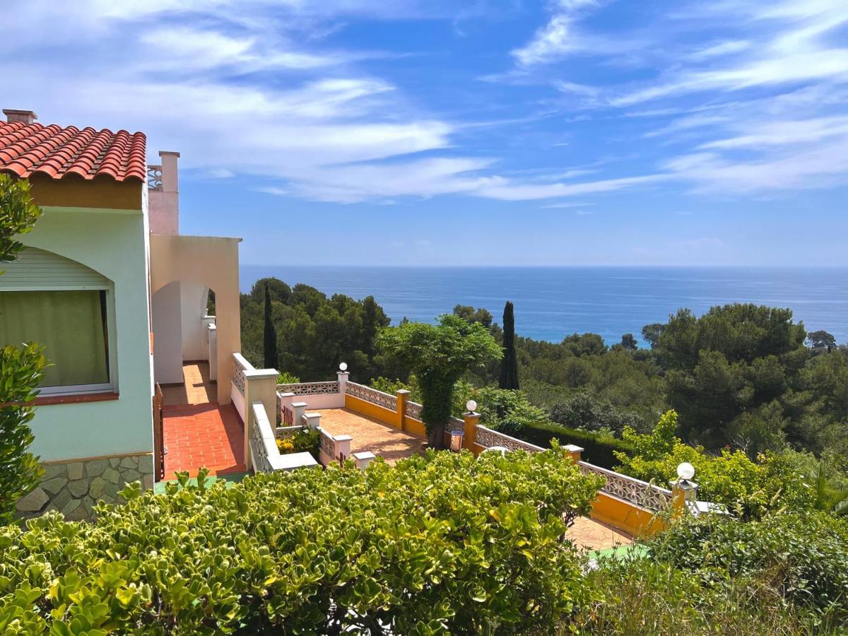 Apartamentos Famara Lloret de Mar Buitenkant foto
