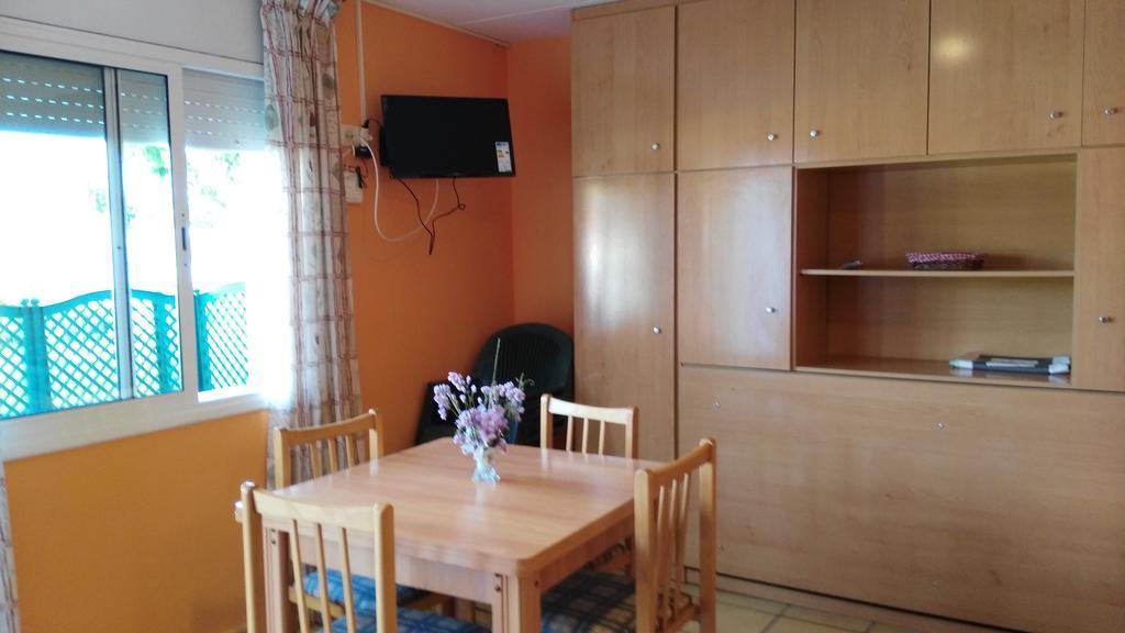 Apartamentos Famara Lloret de Mar Buitenkant foto