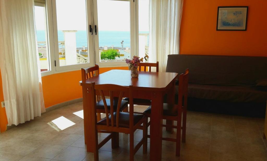 Apartamentos Famara Lloret de Mar Buitenkant foto
