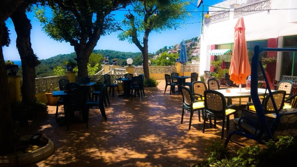 Apartamentos Famara Lloret de Mar Buitenkant foto